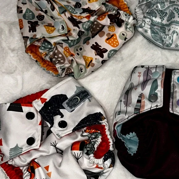 Reusable diapers - Picture 2 of 9